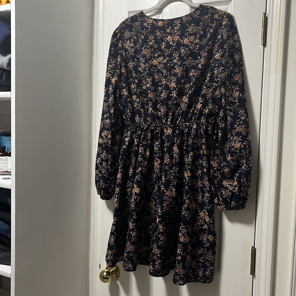 Cupshe Dress, size Large - Picture 6 of 7